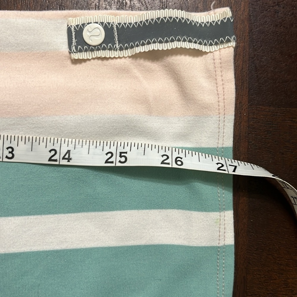 Lululemon pastel color scarf - Picture 3 of 5